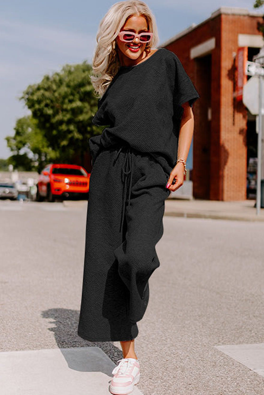 LC625264-2-S, LC625264-2-M, LC625264-2-L, LC625264-2-XL, LC625264-2-2XL, Black Textured Loose Fit T Shirt and Drawstring Pants Set