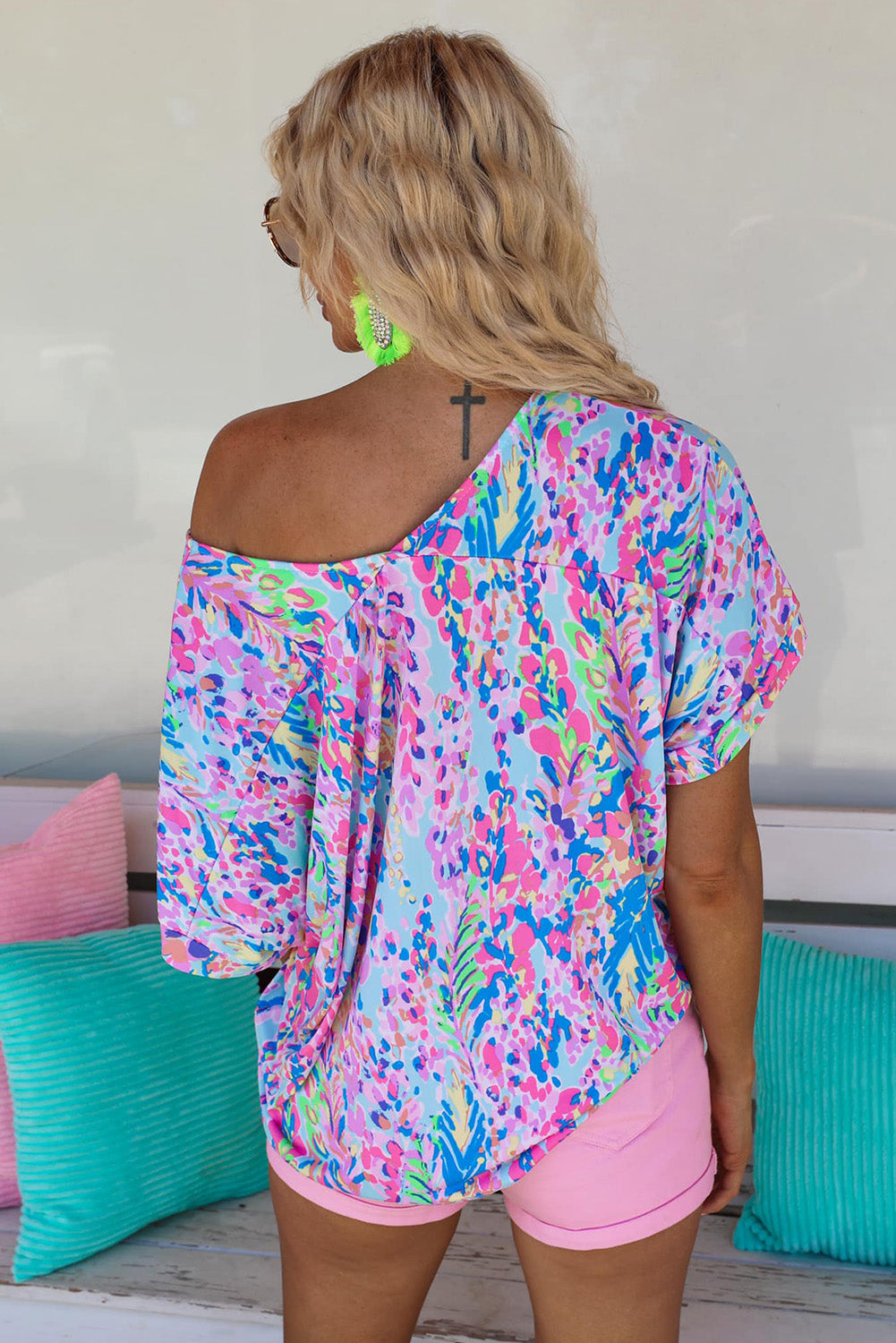 LC25219625-4-S, LC25219625-4-M, LC25219625-4-L, LC25219625-4-XL, Sky Blue Women's Casual Loose Short Sleeve Tee Painted Floral Blouse Shirt