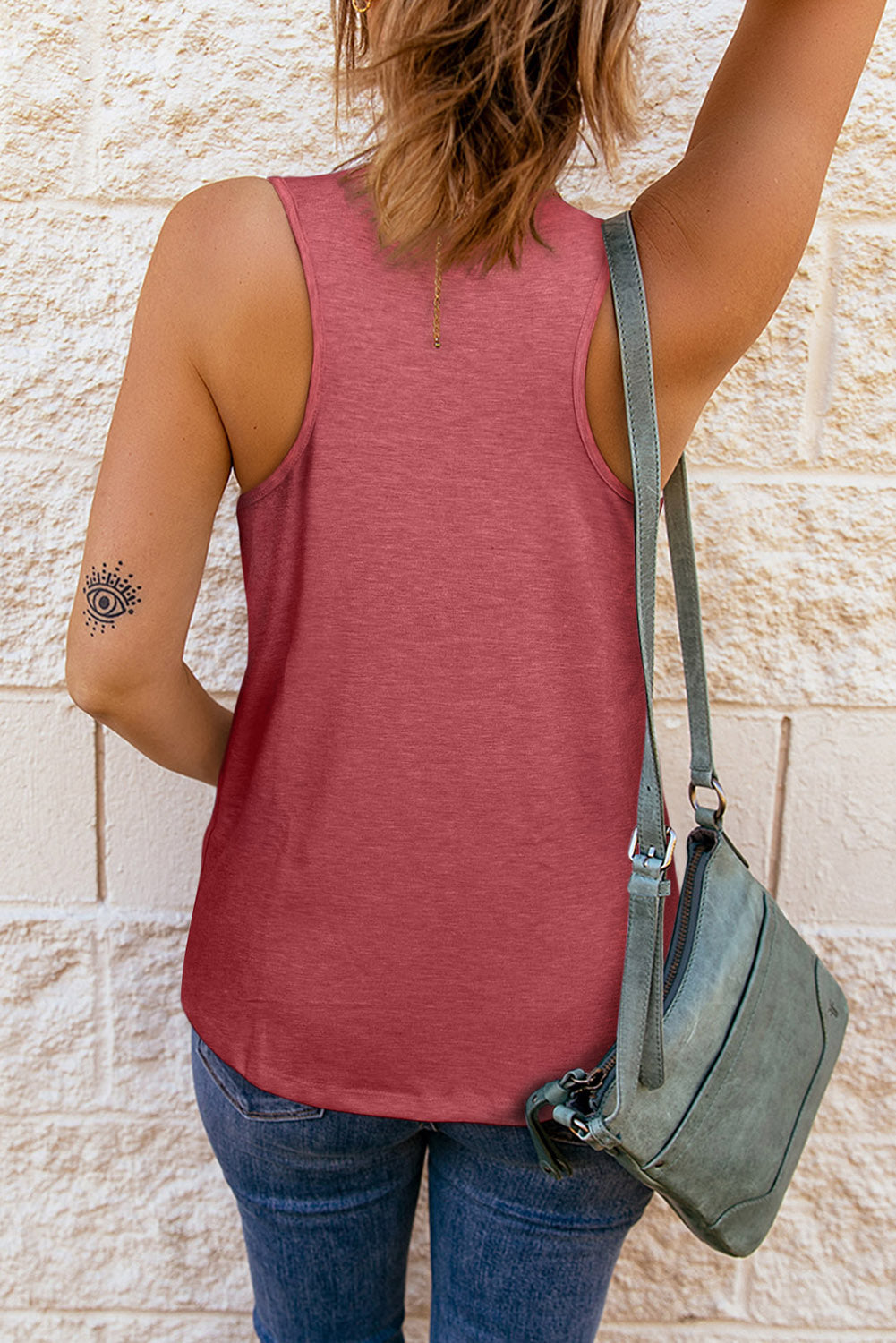 Red Casual V Neck Racerback Tank Top with Pocket LC256544-3