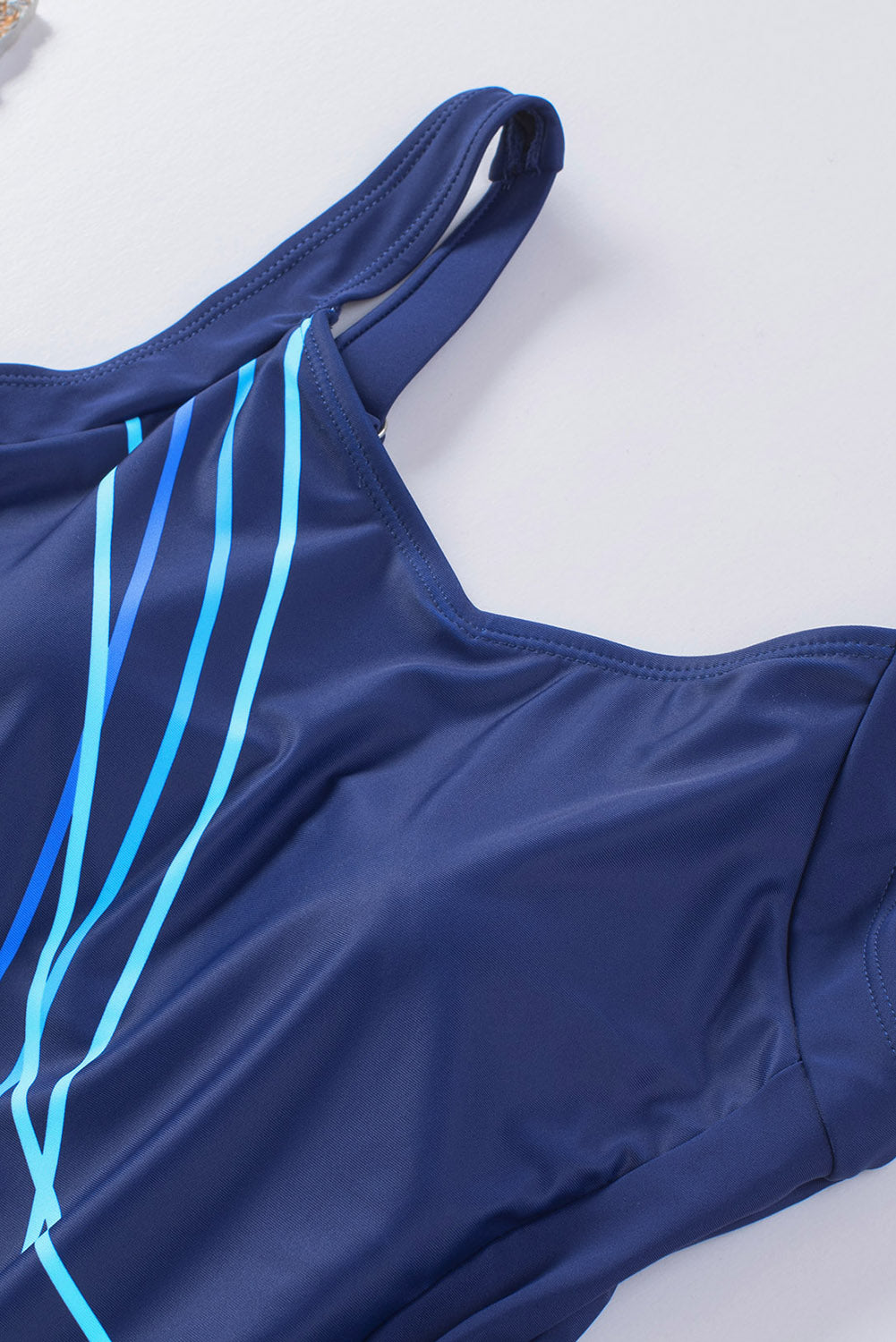 LC442787-205-S, LC442787-205-M, LC442787-205-L, LC442787-205-XL, LC442787-205-2XL, Blue Women's One Piece Swimsuit Striped Pattern Print Sleeveless Bathing Suit