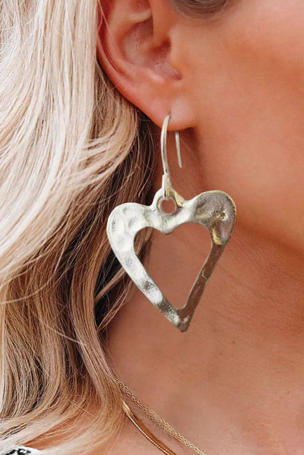 BH012156-13, Silver Valentine's Day Heart Shape Hollow-out Earrings Gifts for Women Lover Girlfriend