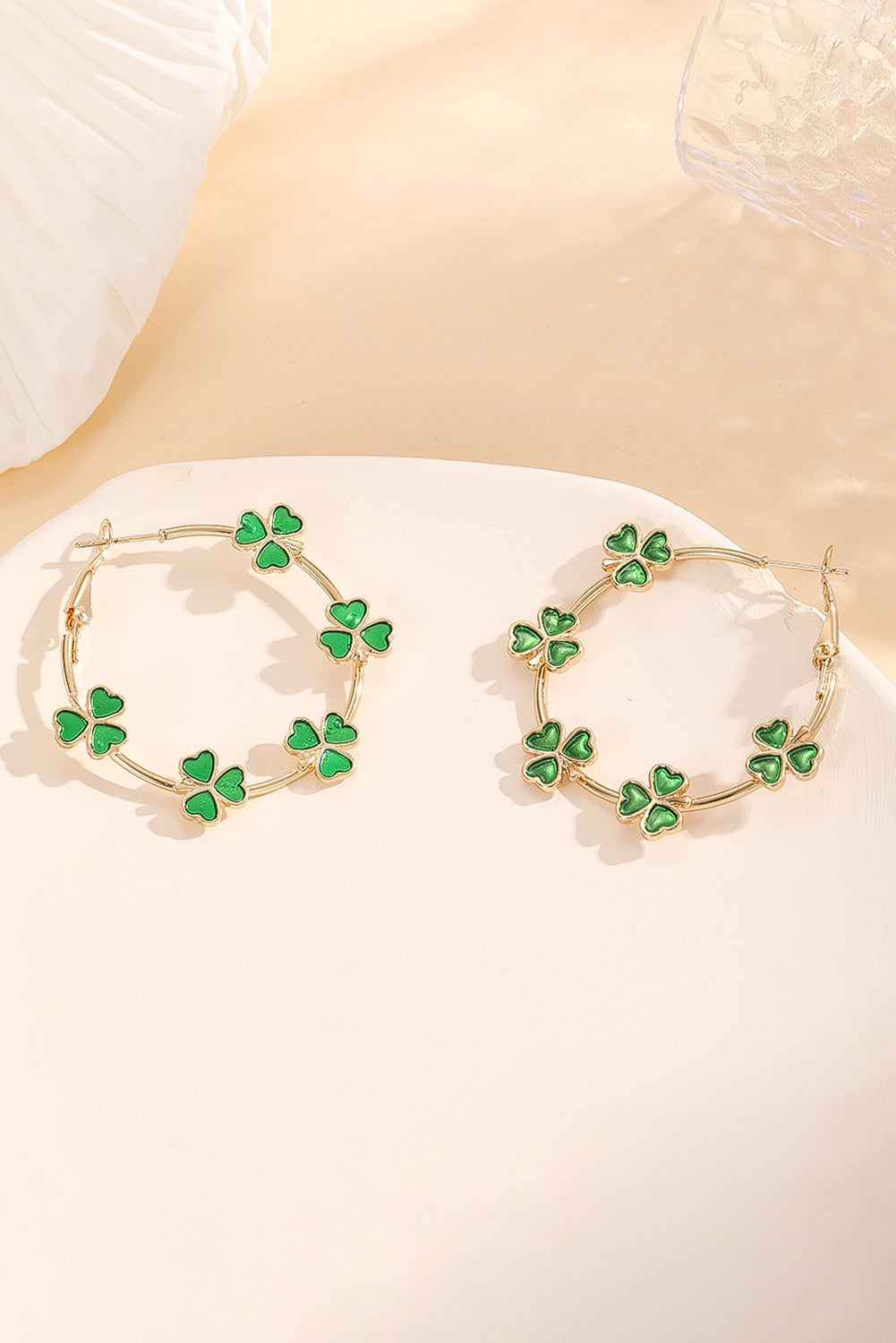 BH012388-9, St.Patrick's Day Green Shamrock Round Hoop Earrings